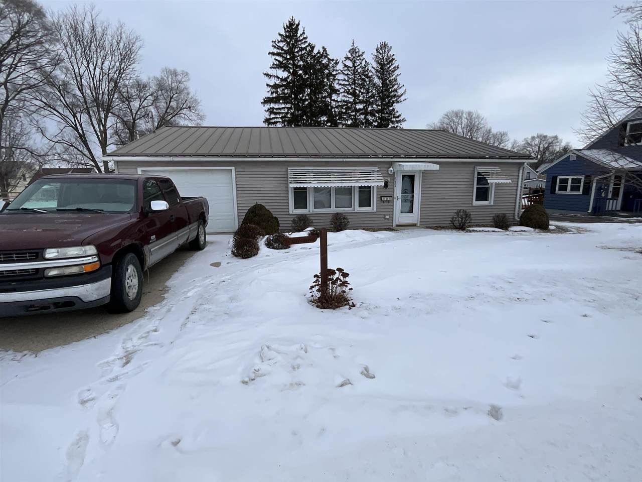 311 Washington Street - Photo 1