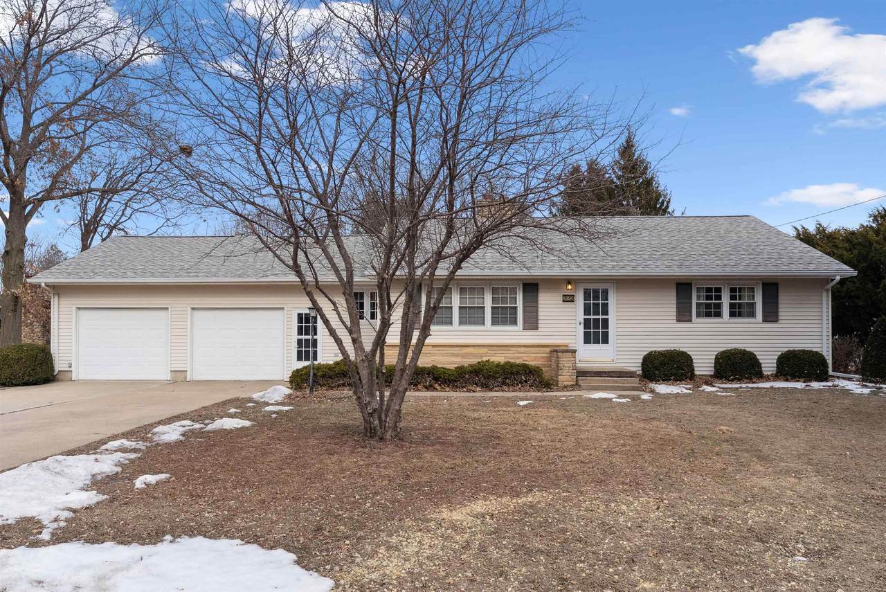 323 Barrick Road - Photo 1