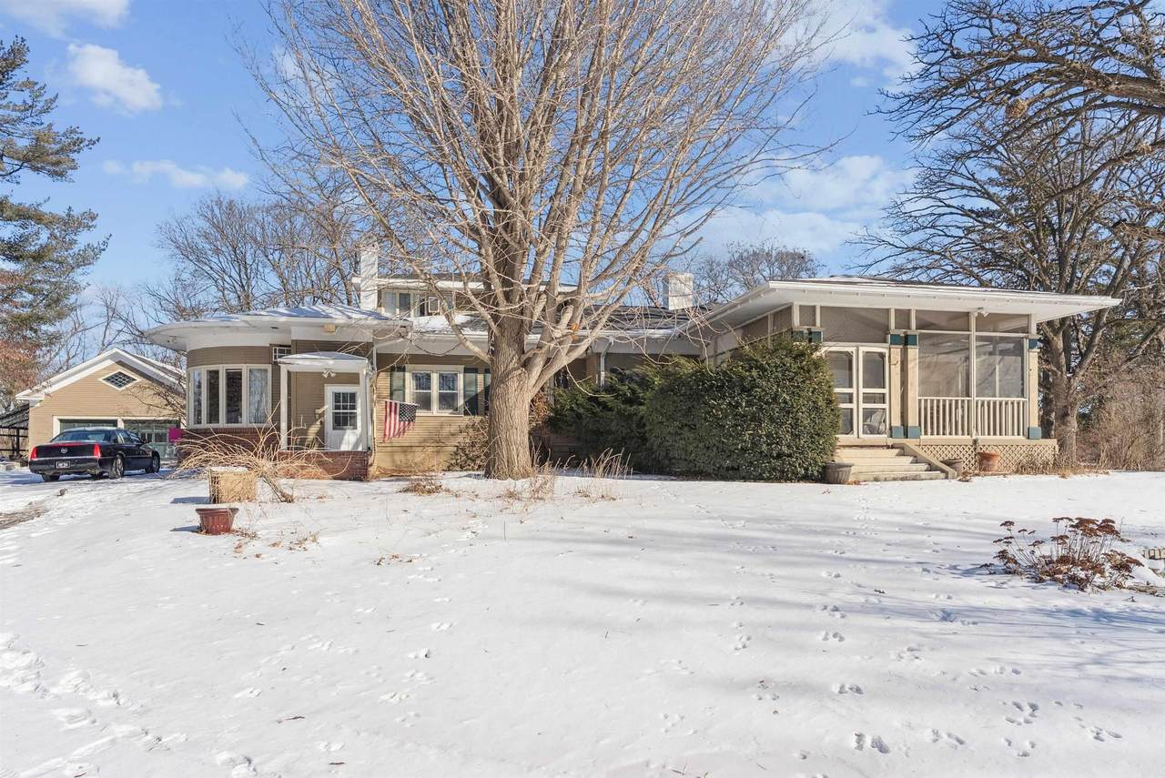 514 Columbia Circle - Photo 1