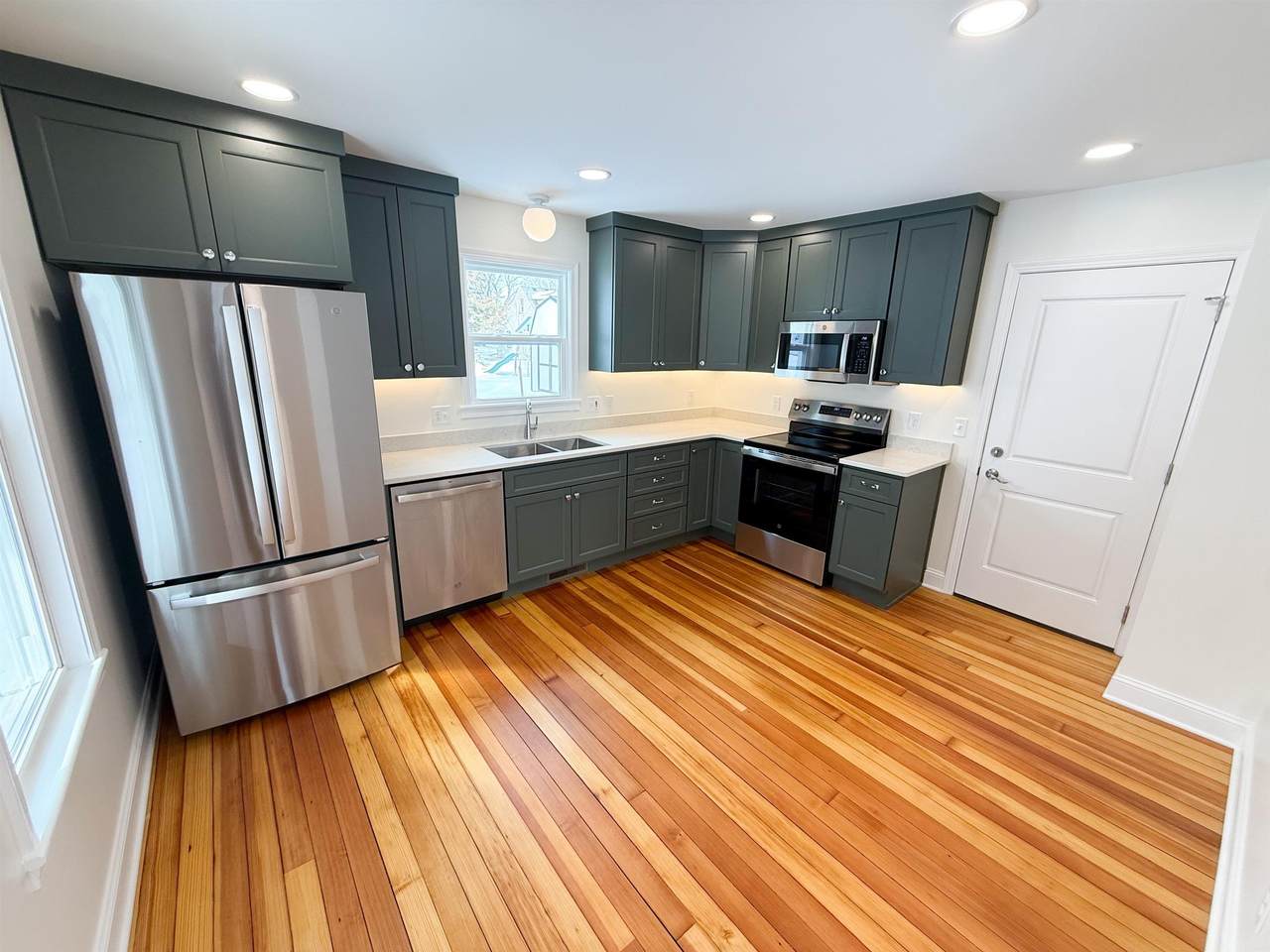 602 Grove Street - Photo 1