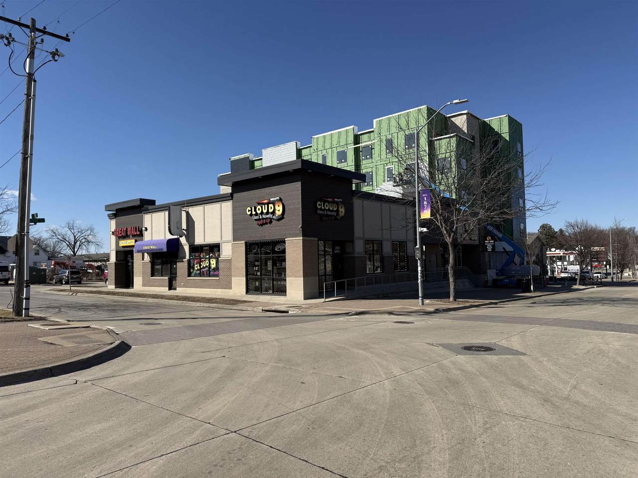 2125 College Street - Photo 1