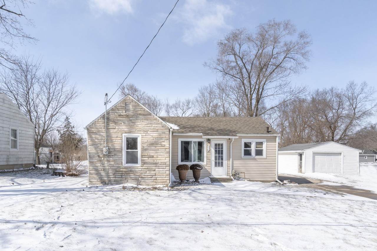 930 Colleen Avenue - Photo 1