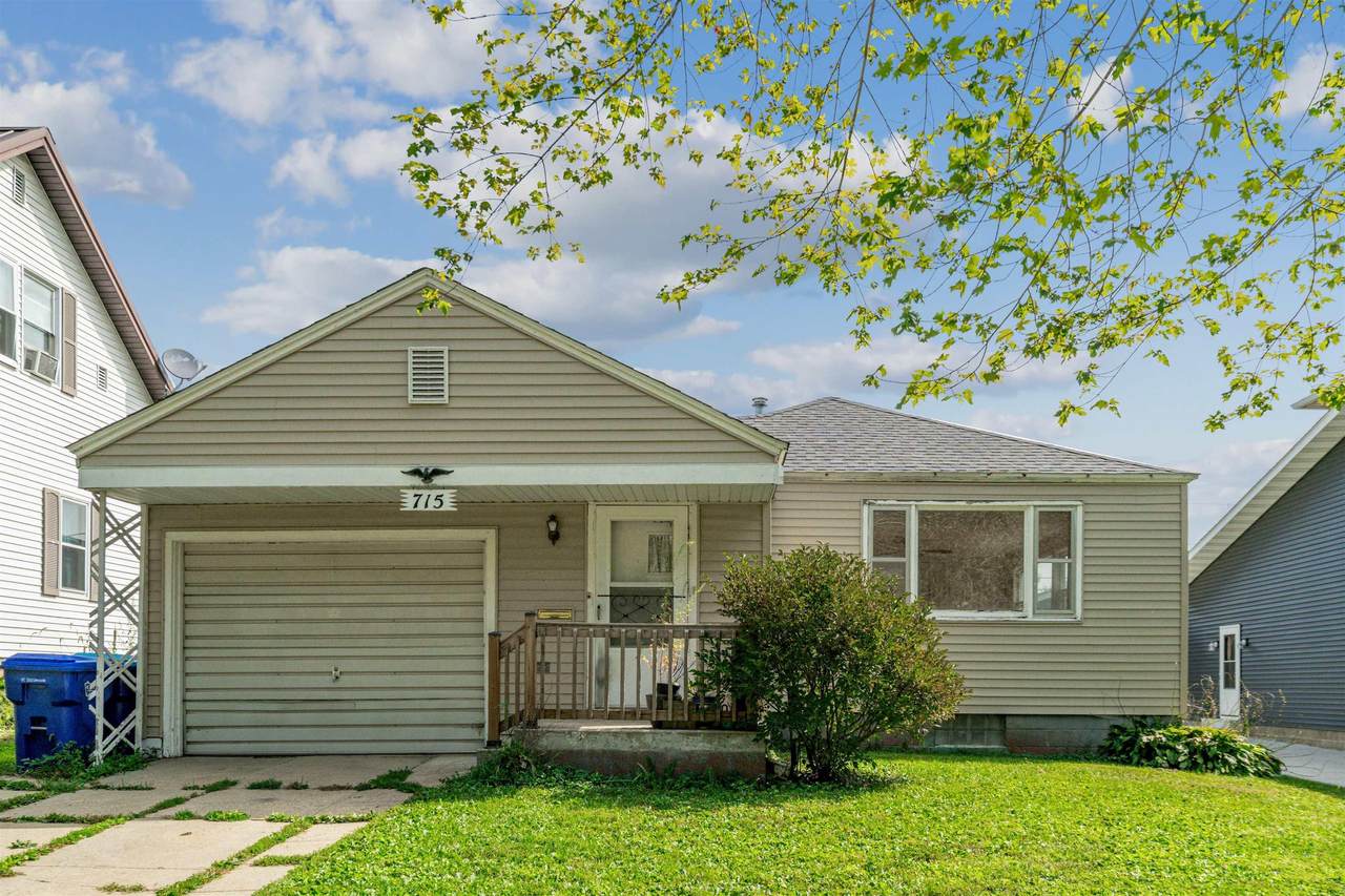 715 1st Avenue - Photo 1