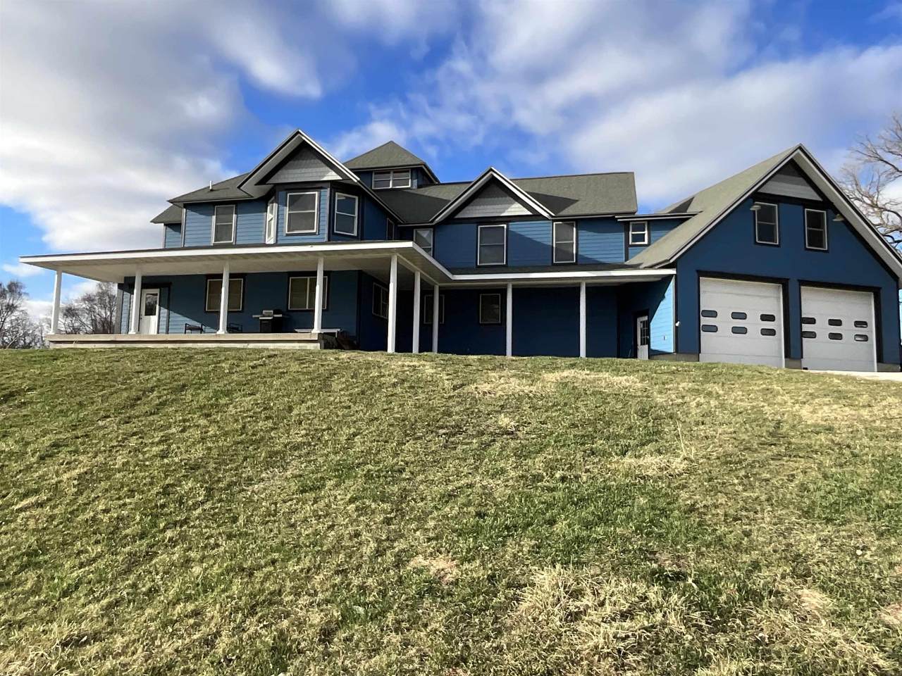 7336 Great River Road - Photo 1