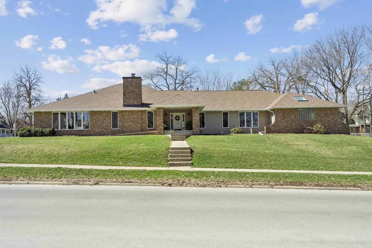 1228 Kimball Avenue - Photo 1