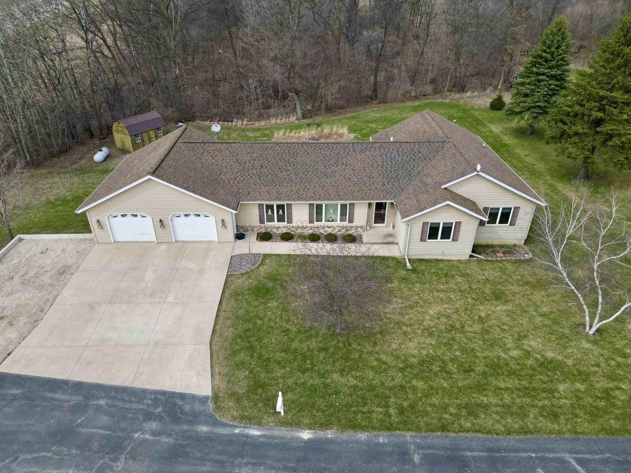 1634 Hickory Hill Road - Photo 1