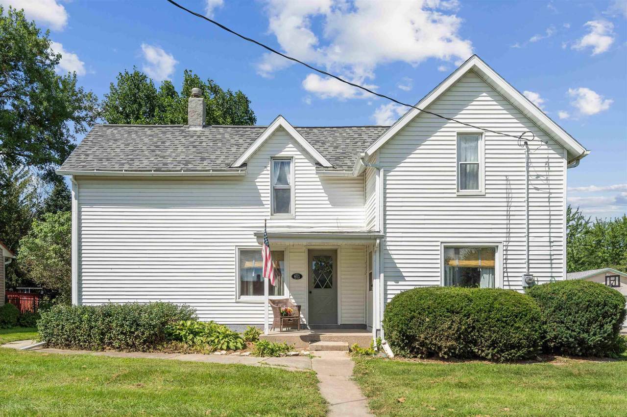 611 State Street - Photo 1