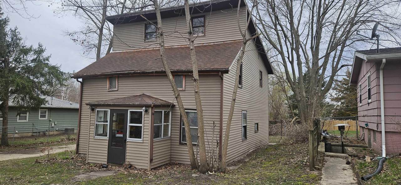 132 Elm Street - Photo 1
