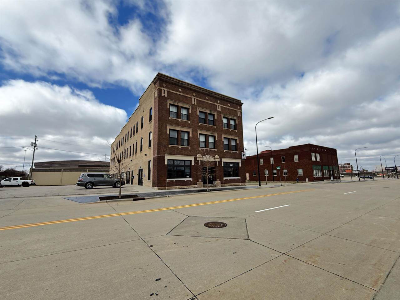 302 Commercial Street - Photo 1
