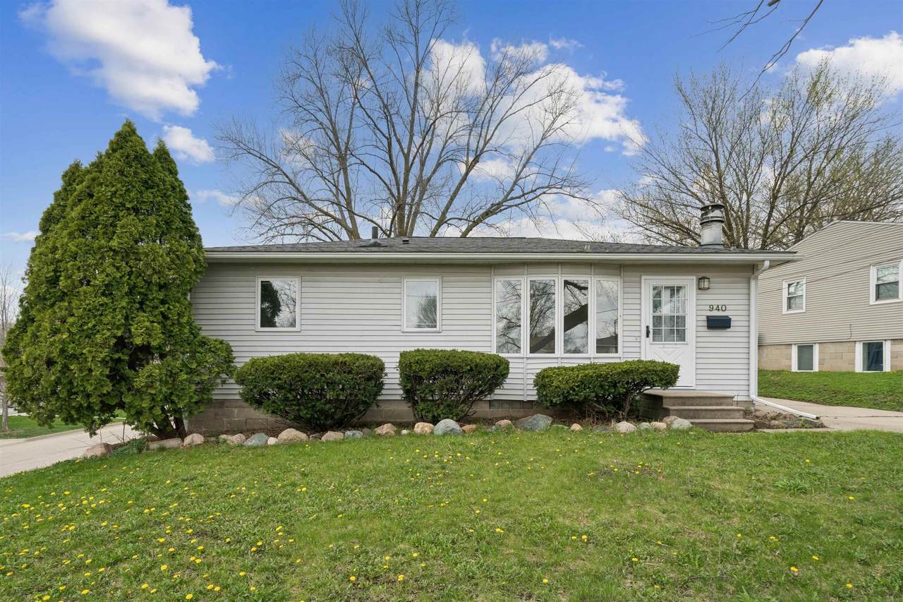 940 Littlefield Road - Photo 1