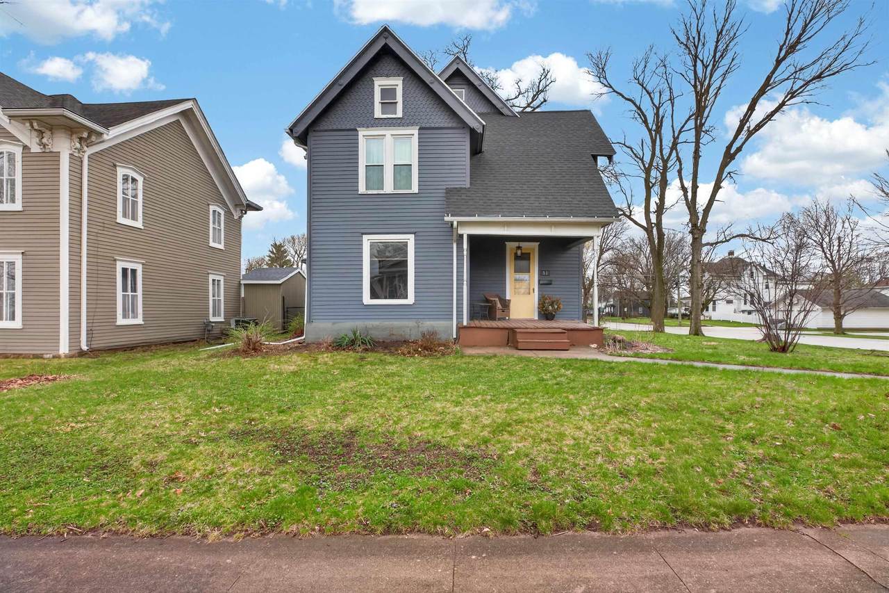 501 4th Street - Photo 1