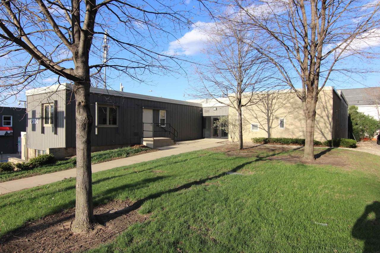2304 College Street - Photo 1