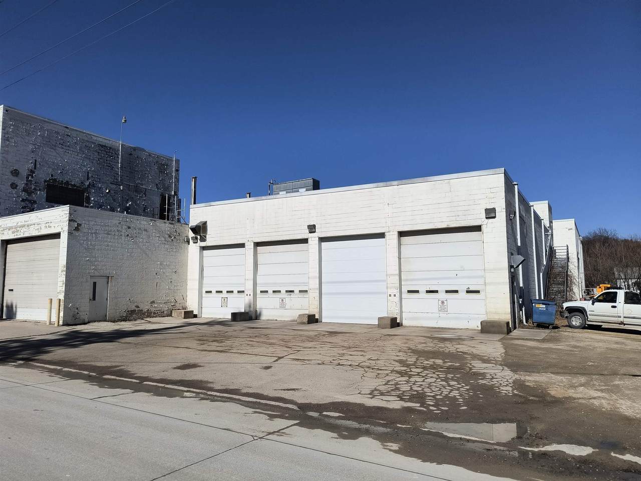 806 Water Street - Photo 1