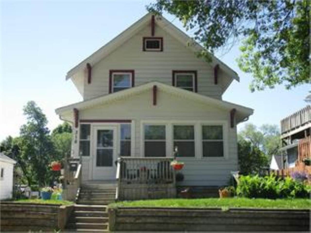 316 13th Street - Photo 1
