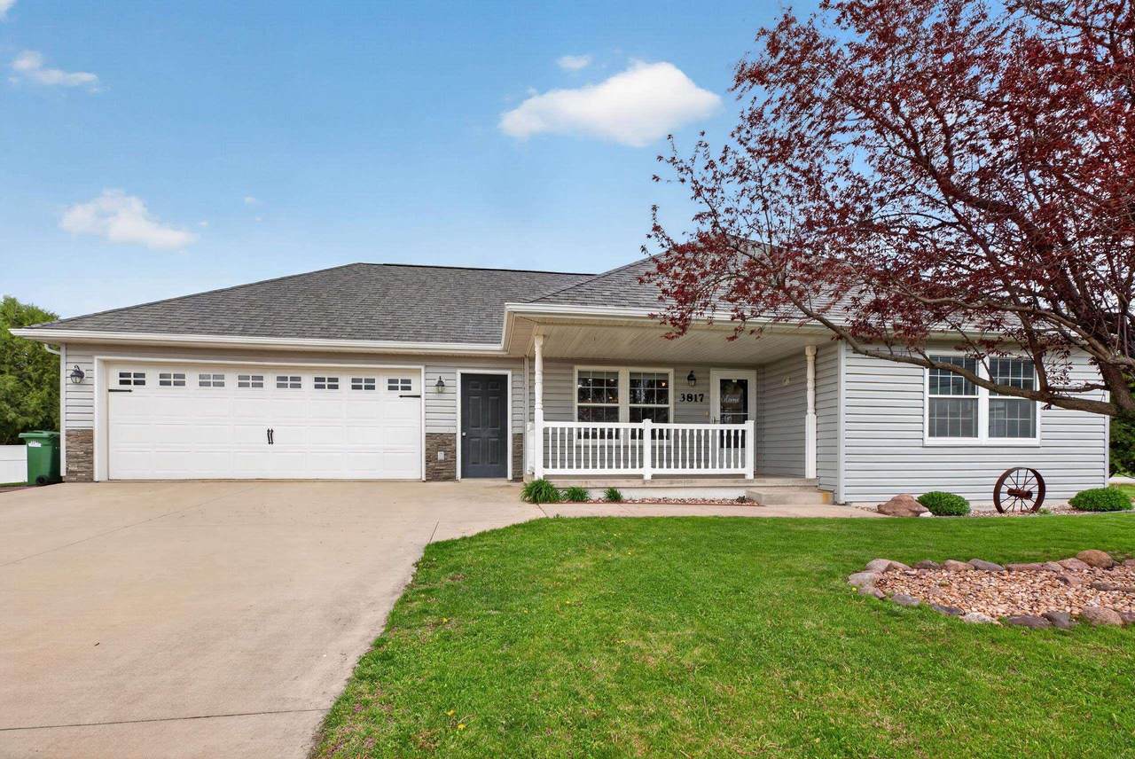 3817 Spring Court - Photo 1