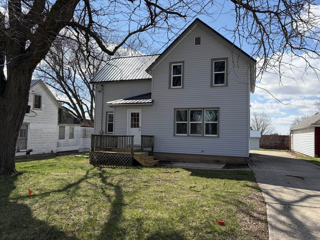 709 Madison Street - Photo 1