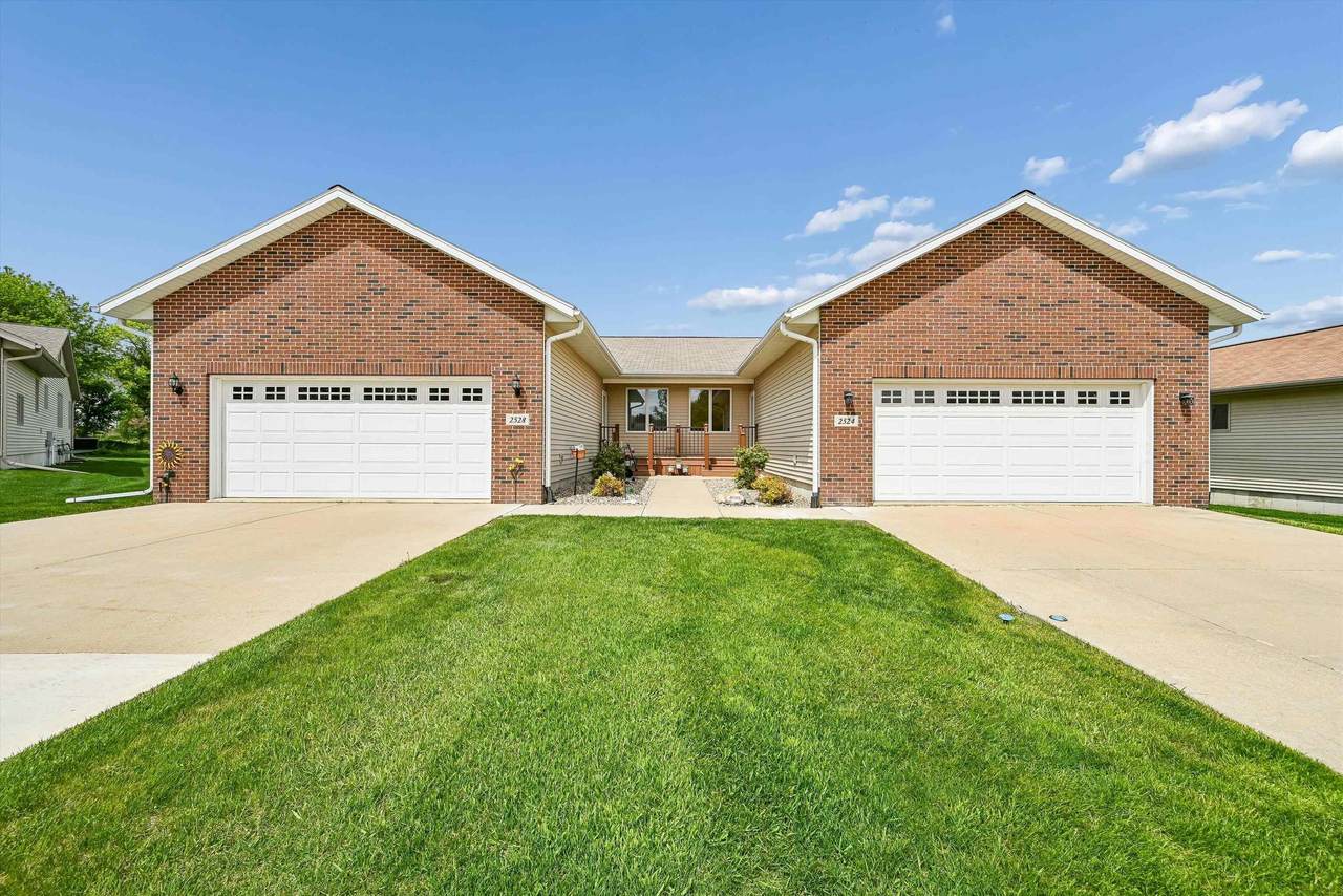2524 3rd Park Avenue - Photo 1