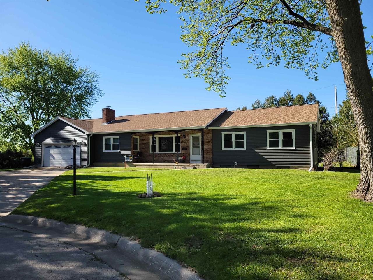1162 Rachael Street - Photo 1