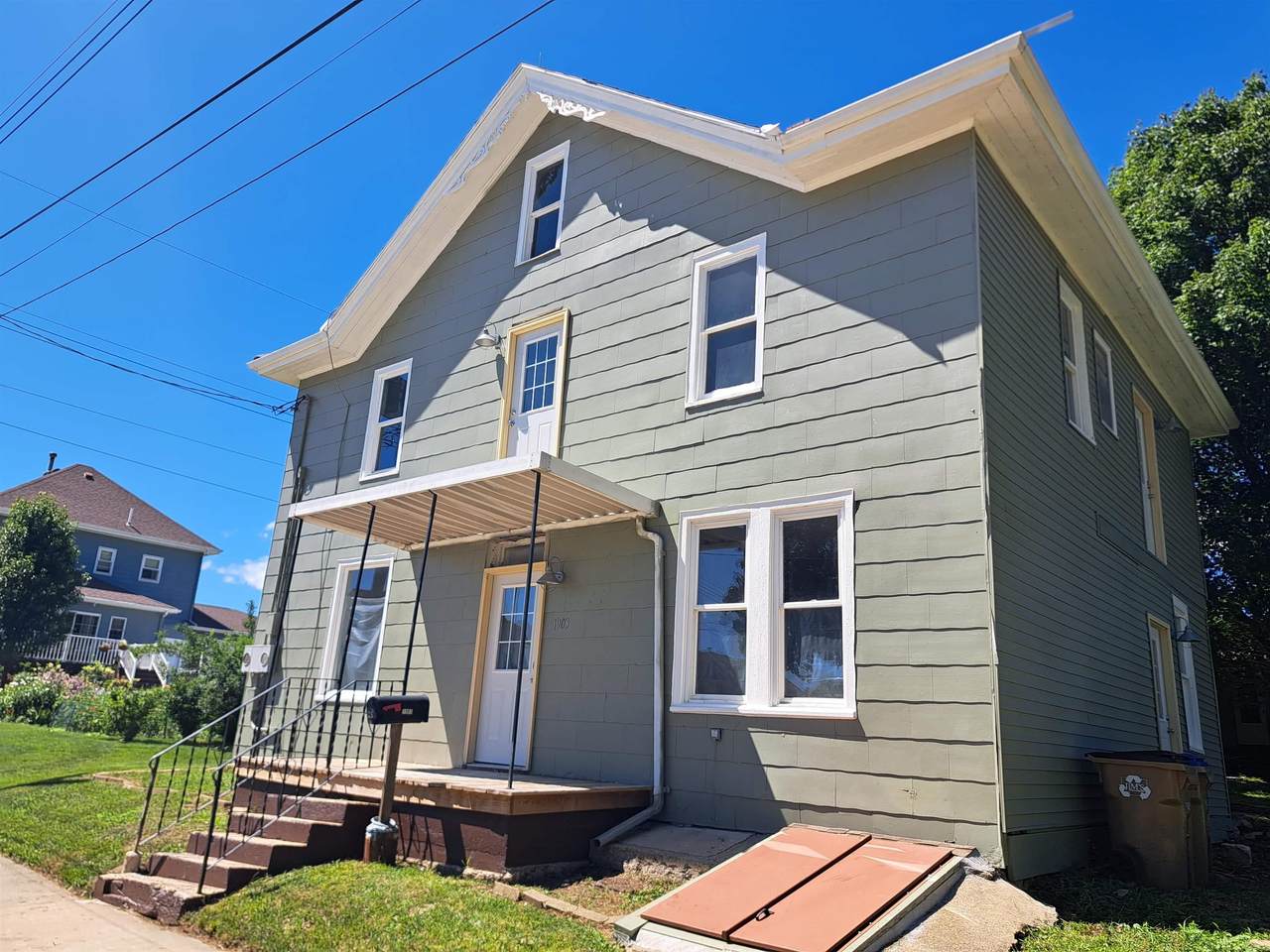 1903 New Vienna Road - Photo 1