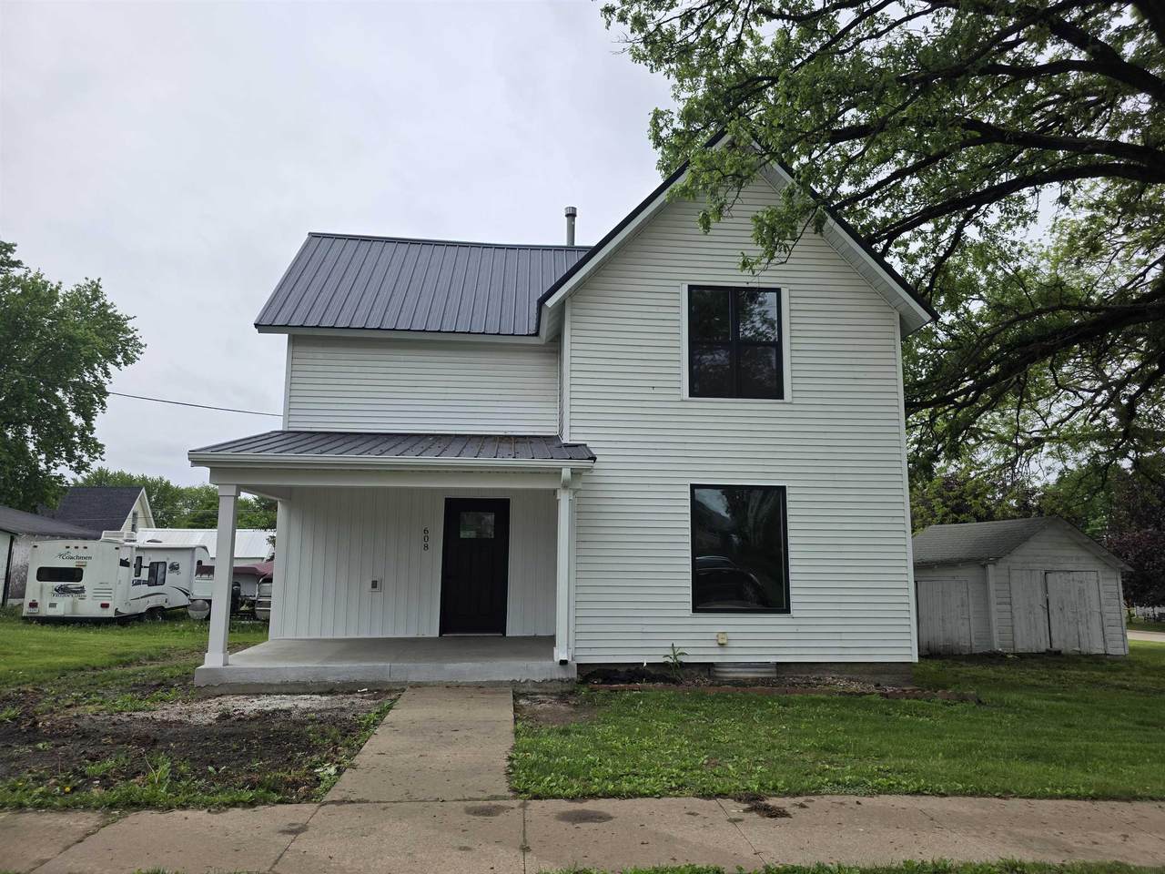 608 Delaware Street - Photo 1