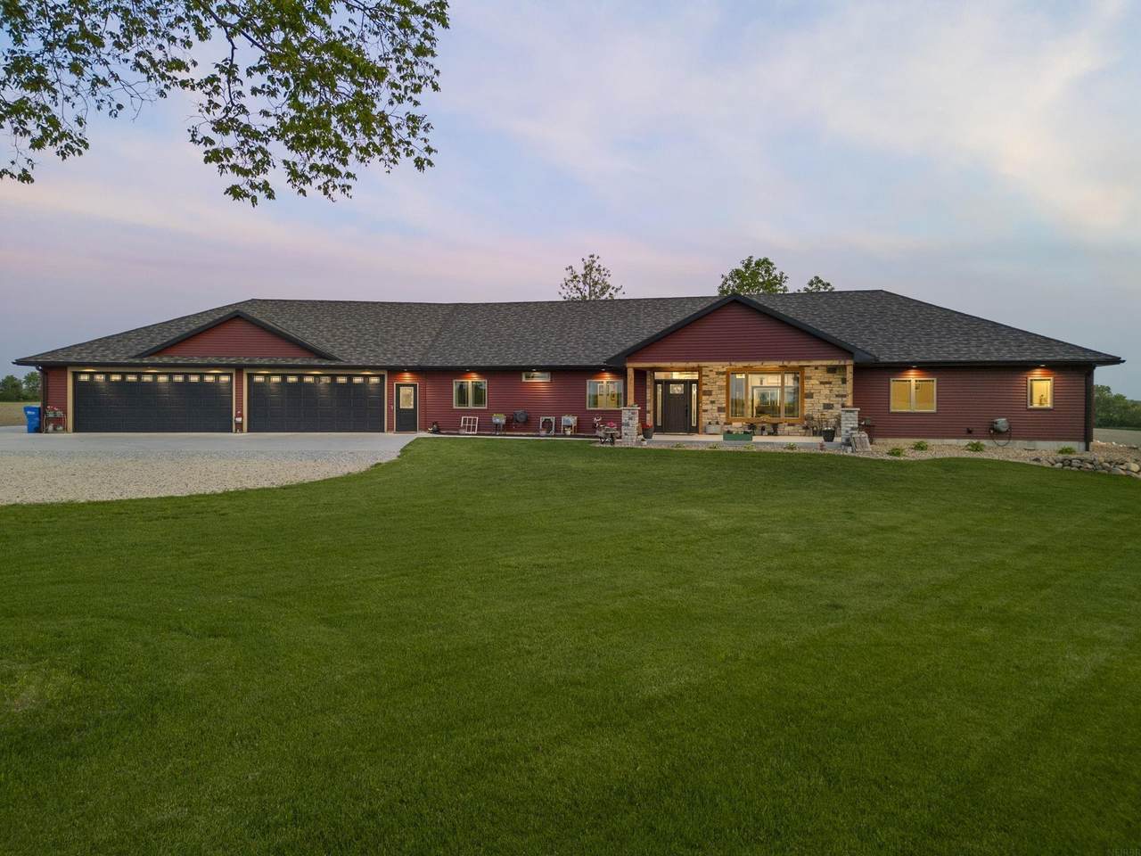 9035 Winslow Road - Photo 1