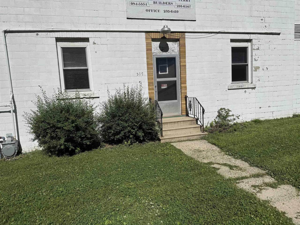 517 Rhey St - Photo 1