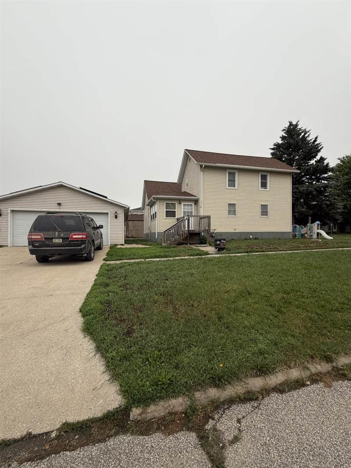411 State Street - Photo 1