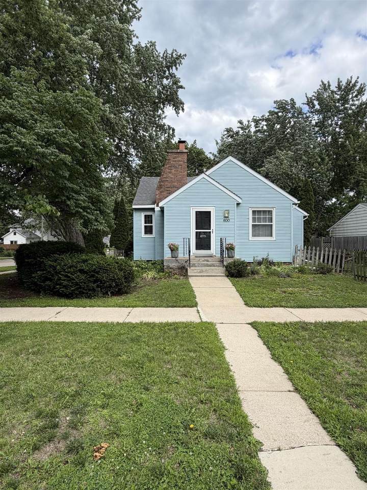 600 5th Avenue - Photo 1
