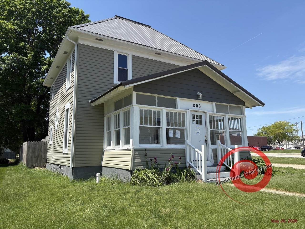 803 6th Street - Photo 1