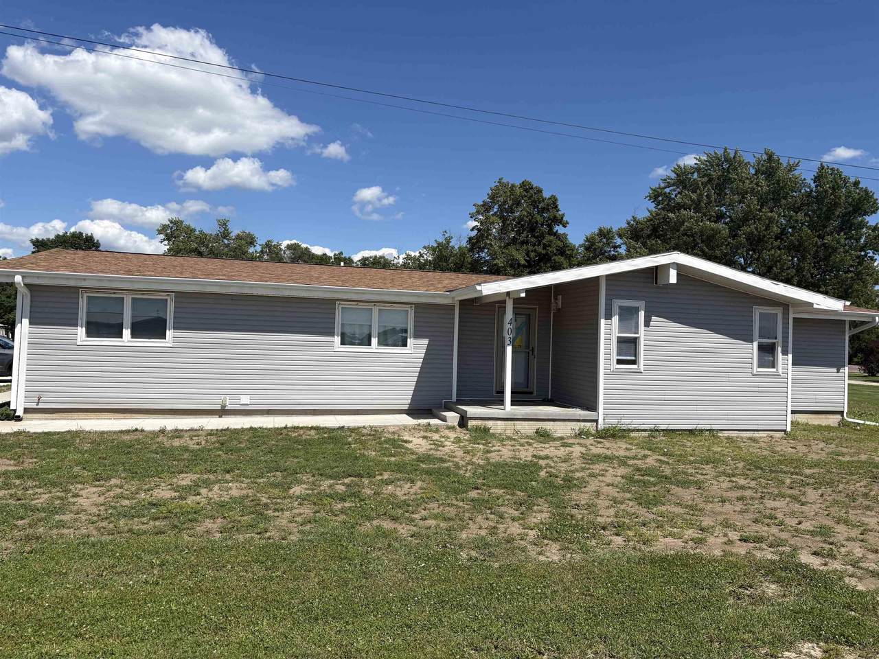 403 Maple Street - Photo 1