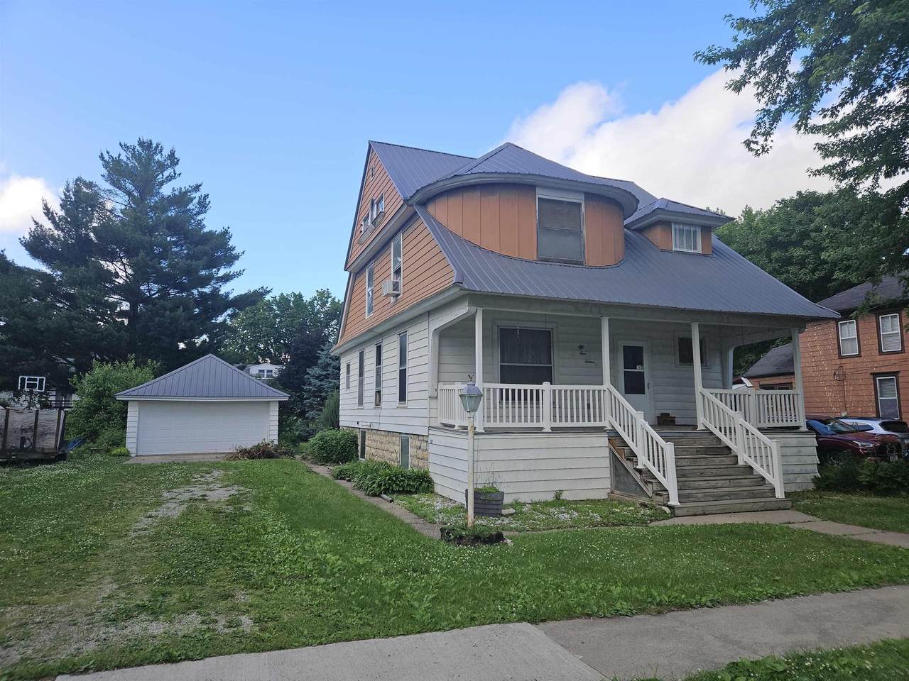 416 Madison Street - Photo 1
