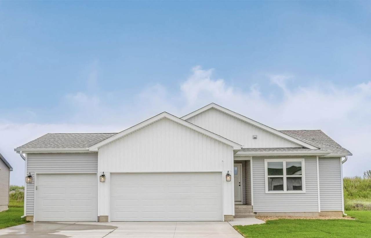 3927 Broomfield Drive - Photo 1