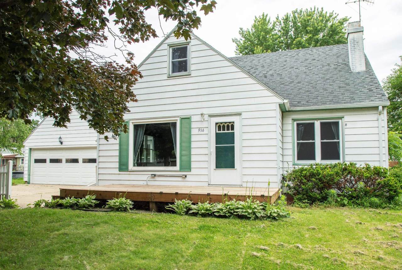 916 Harlington Place - Photo 1