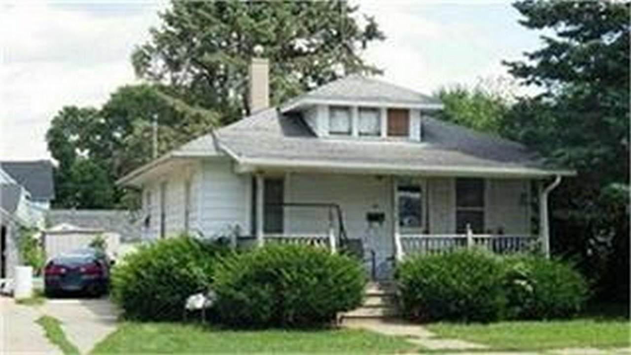 656 Cedar Street - Photo 1