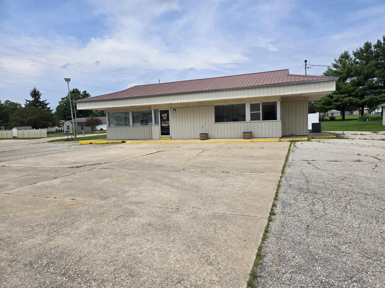 103 8th Street East - Photo 1