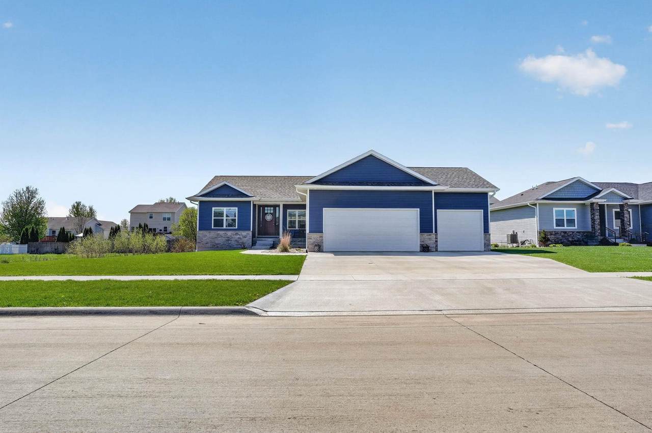 2224 Vera Way - Photo 1