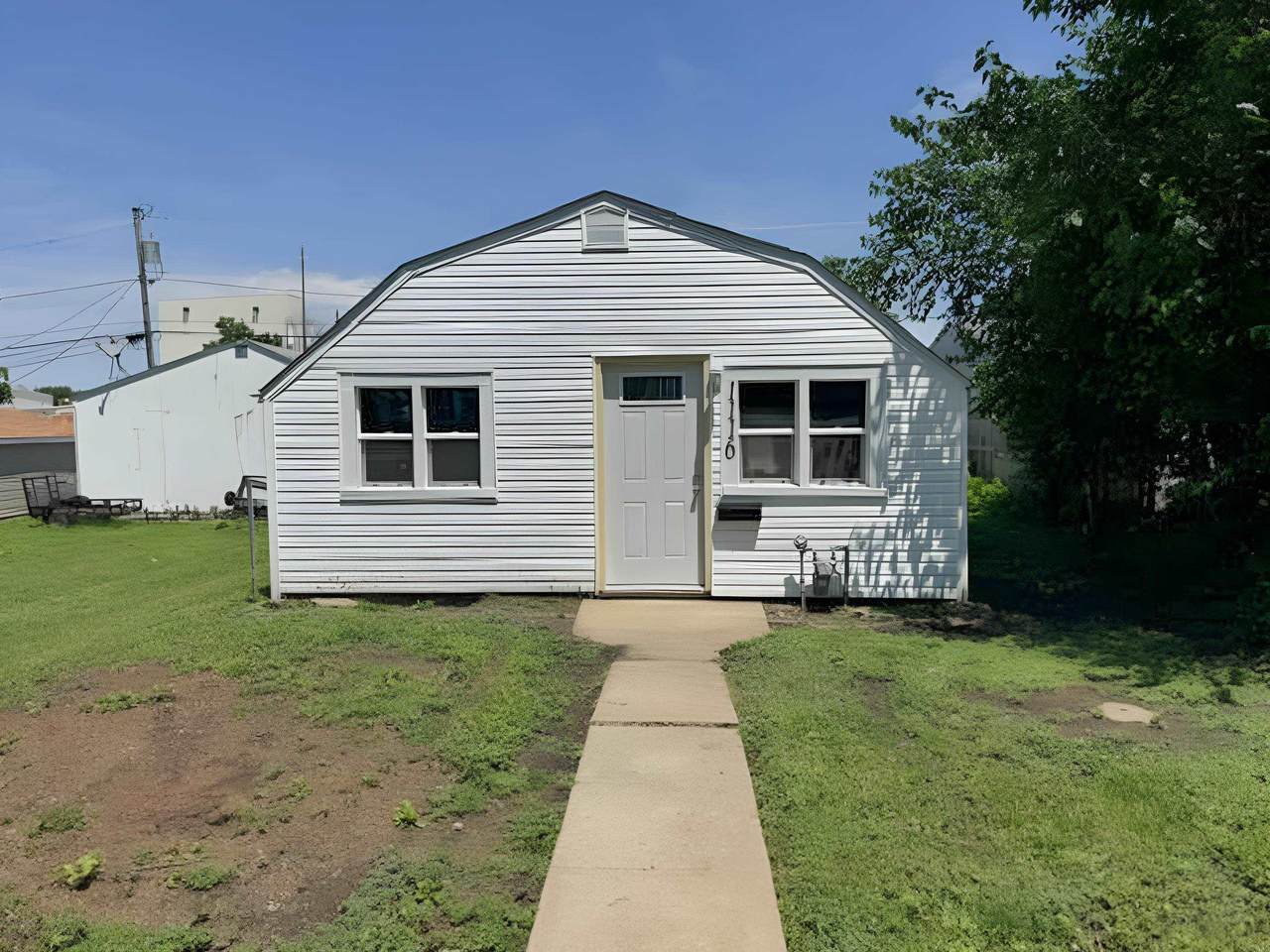 1116 15th Avenue - Photo 1