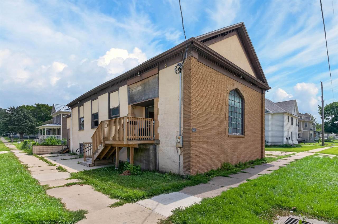701 5th Street - Photo 1