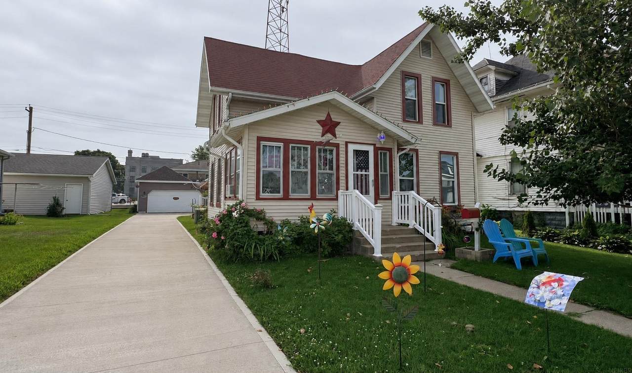 111 Walnut Avenue - Photo 1