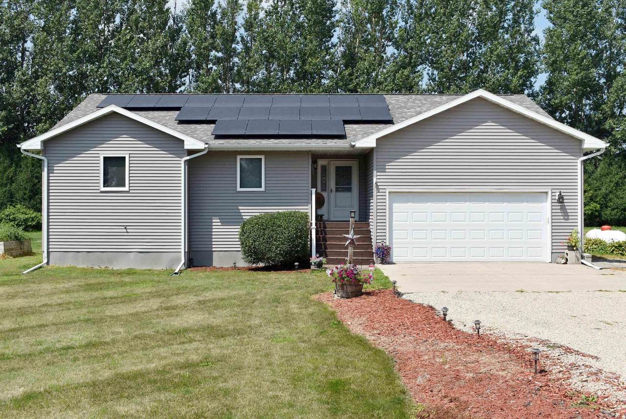 615 Albion Street - Photo 1