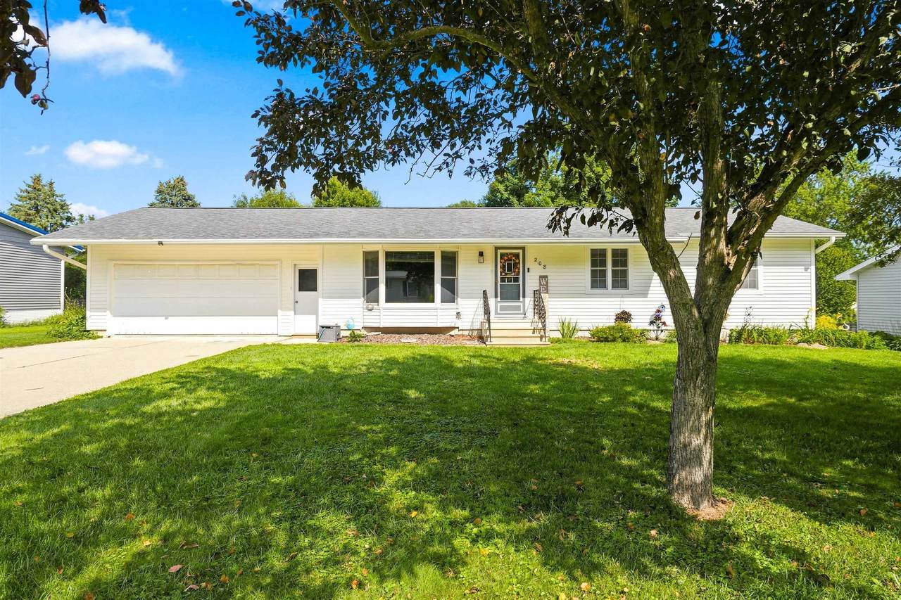 208 Westwood Drive - Photo 1