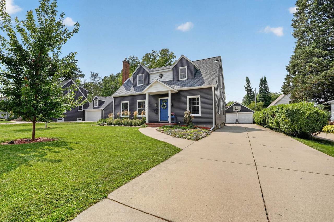158 Woodstock Road - Photo 1