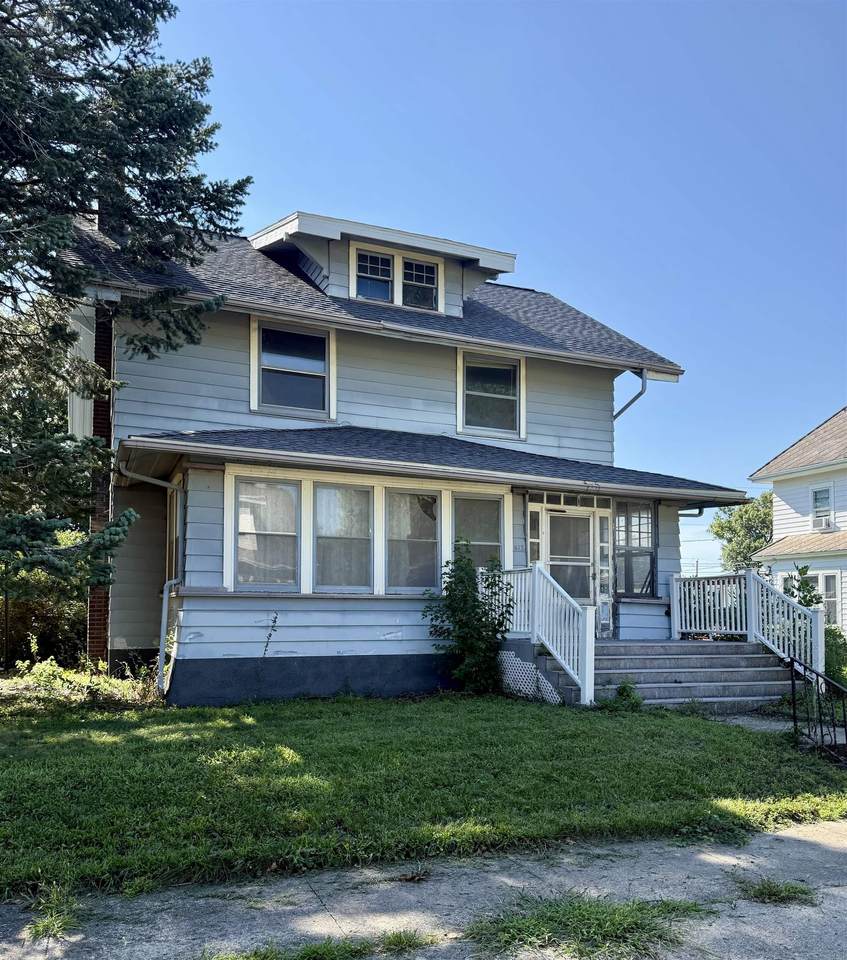 513 West Street - Photo 1
