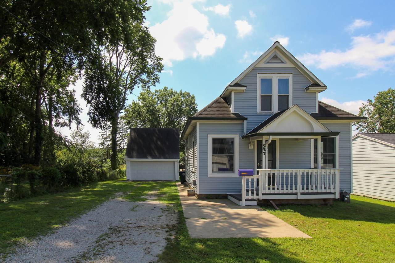 537 Martin Road - Photo 1