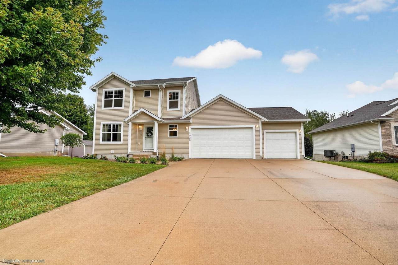 5020 Algonquin Drive - Photo 1