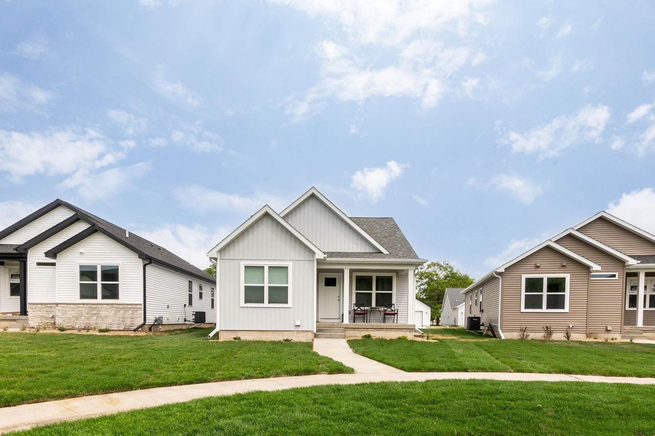 120 Axlewood Drive - Photo 1