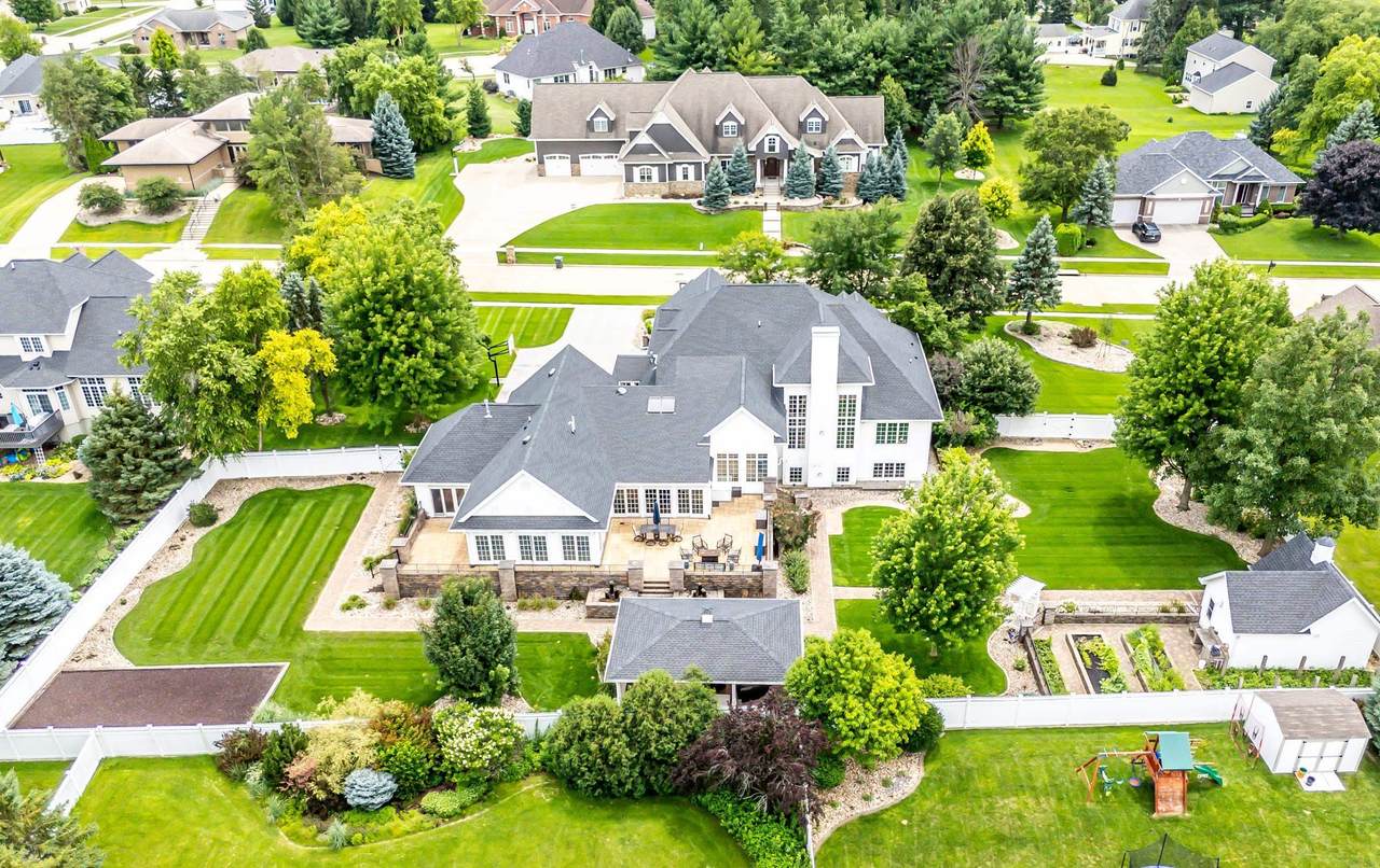 1944 Kitty Hawk Drive - Photo 1