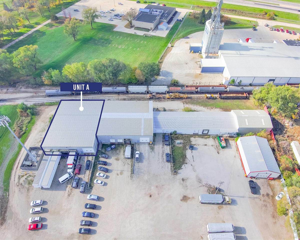 1050 Sheffield Avenue - Photo 1