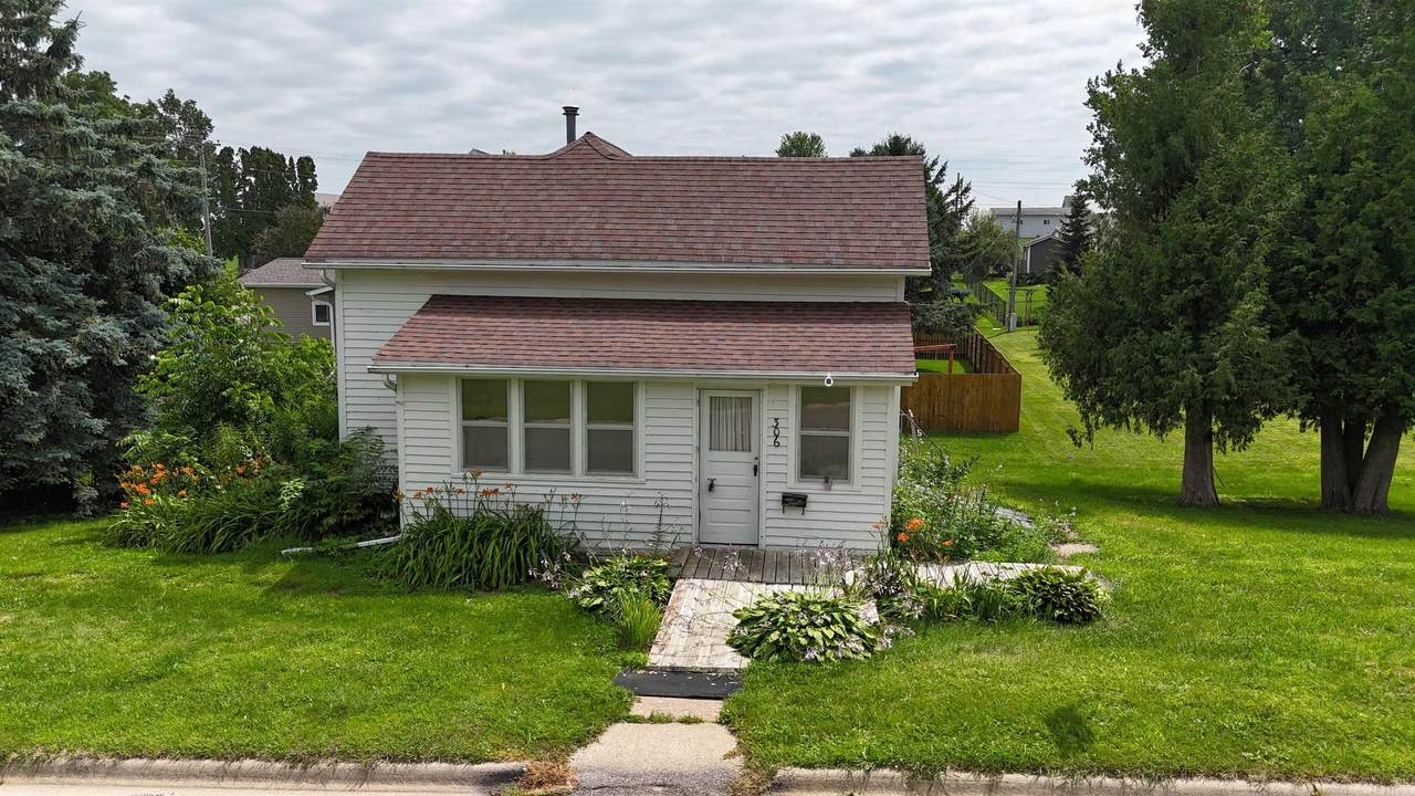306 Jefferson Street - Photo 1
