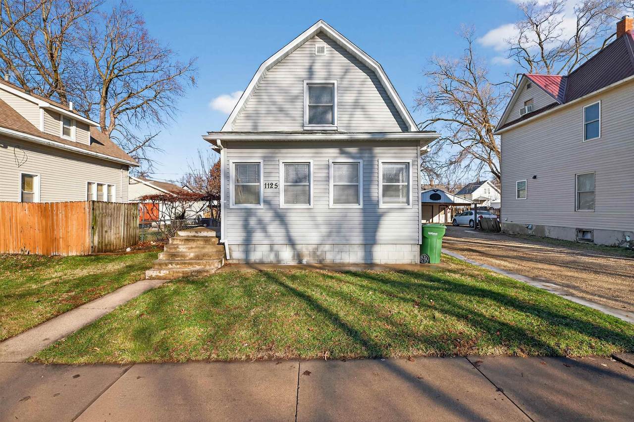 1125 Bertch Avenue - Photo 1